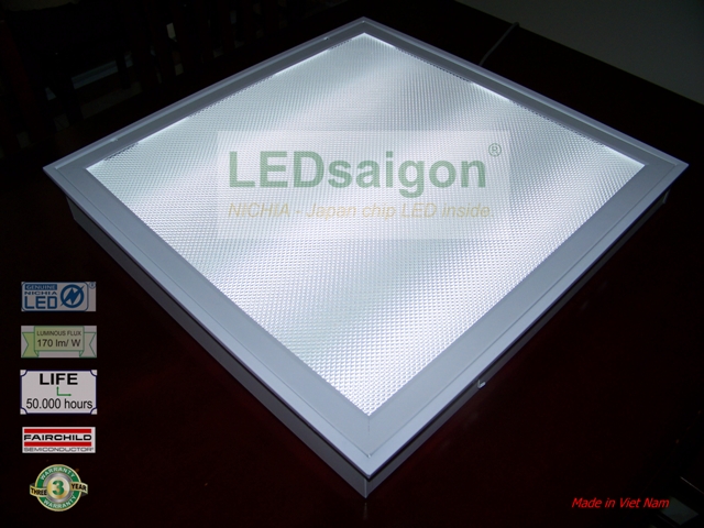 Đèn LED âm trần 600x600 chip Nhật Bản